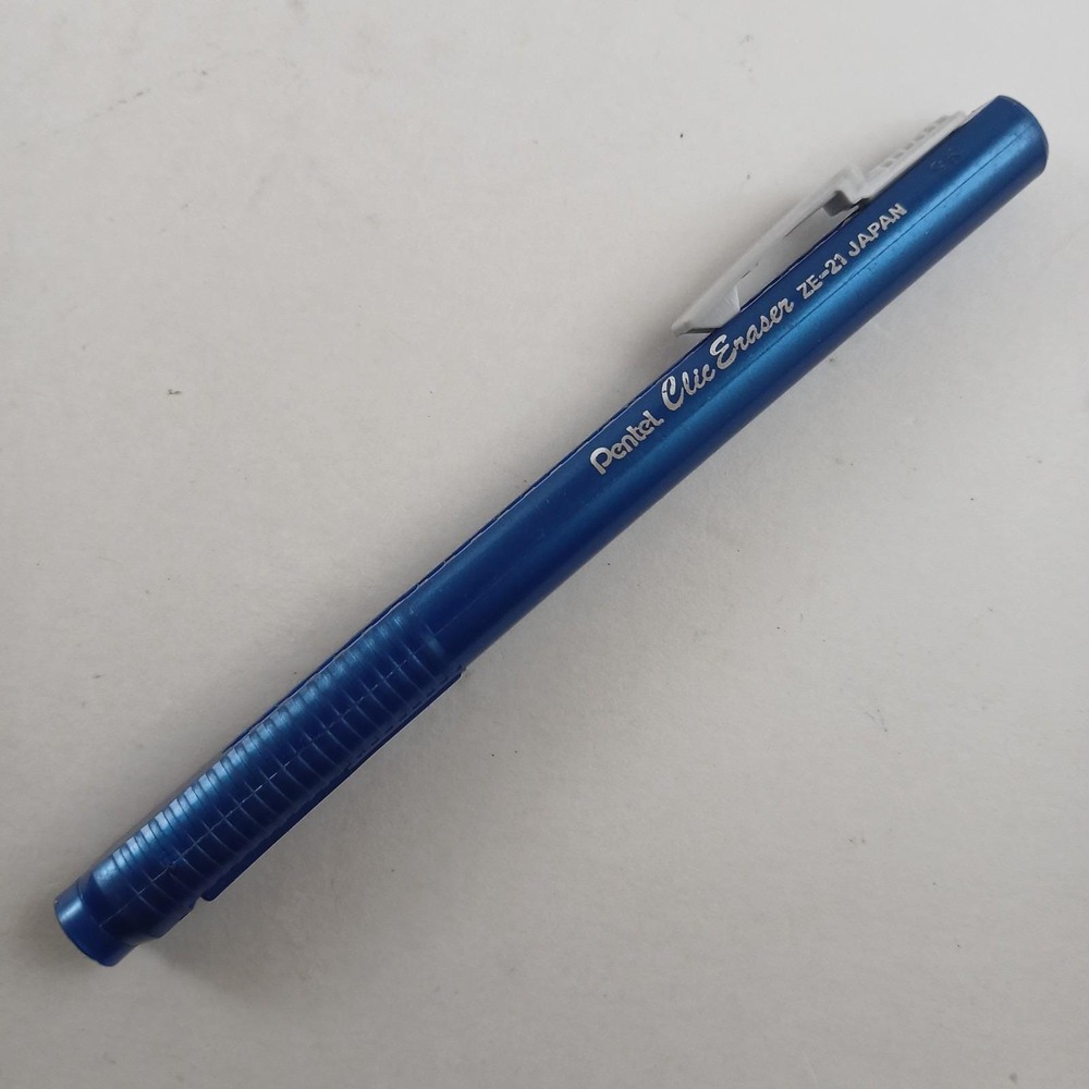 Vintage Pentel ZE-21 Clic Eraser Made In‎ Japan Blue